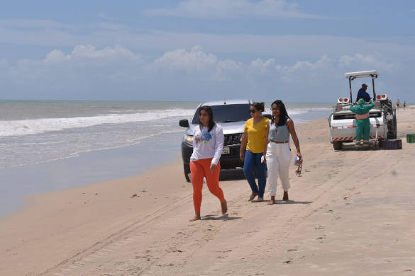 Cumbuco recebe segunda visita da SEMA para certificação Praia Limpa